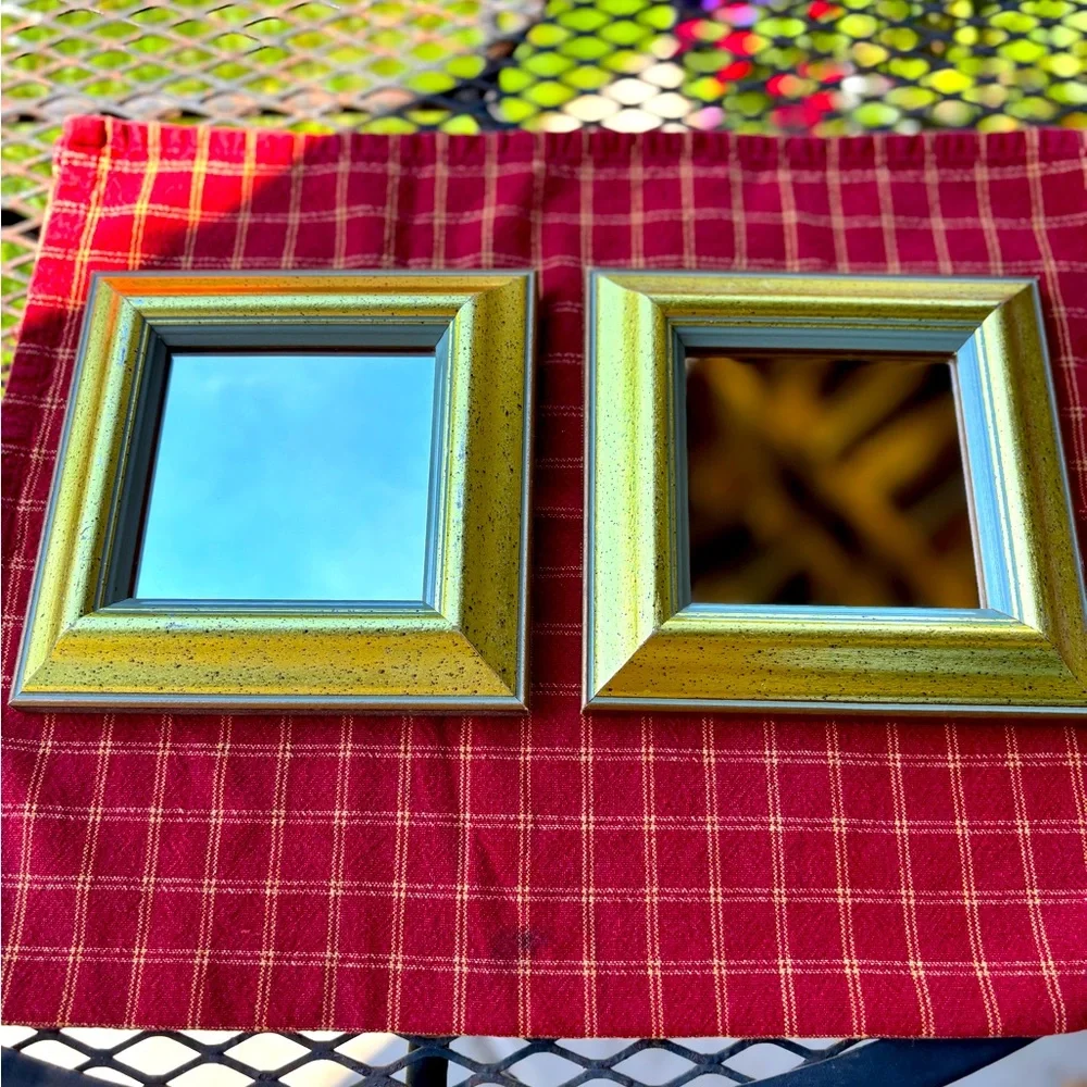 Gold Framed Wall Mirror Set 6X6”